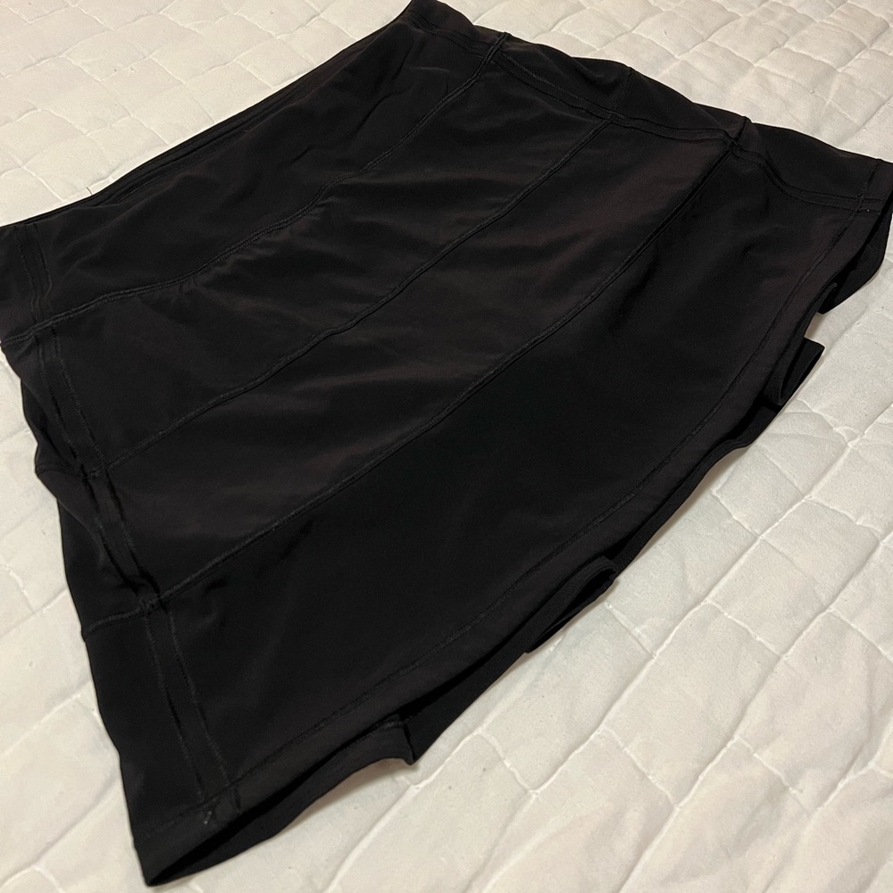 Lululemon Pace Rival Mid-Rise Skirt size 4